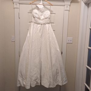 NWT Alfred Angelo 2119 wedding dress size 14